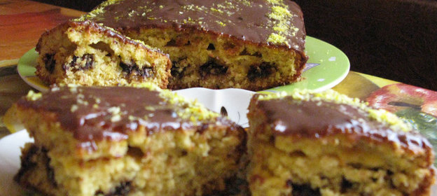 Кекс-пирог с кокосом и кусочками шоколада