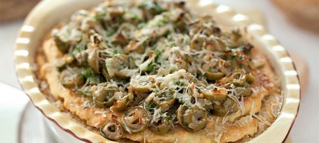 Гороховая запеканка с оливками