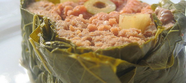 Творожно-манная запеканка с яблоками и изюмом