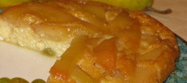 Запеканка творожная с грушами под карамелью