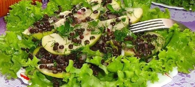 Салат из чечевицы с зеленым яблоком