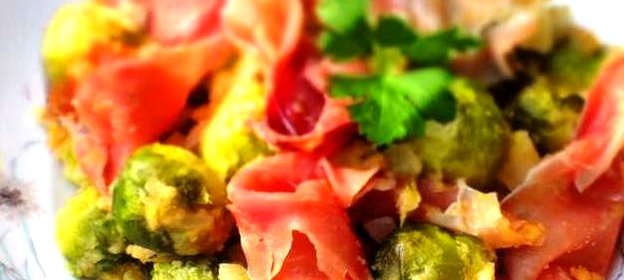 Брюссельская капуста с ветчиной