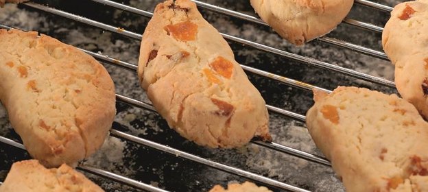 Печенье с курагой