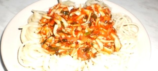 Спагетти с крабовыми палочками