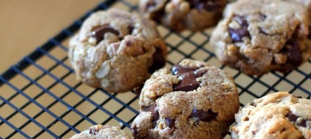 Арахисовое печенье с шоколадом