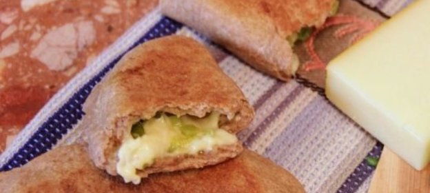 Соус сметанный с луком и сладким перцем