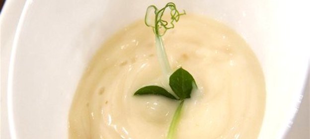 Дип из печеного чеснока с йогуртом