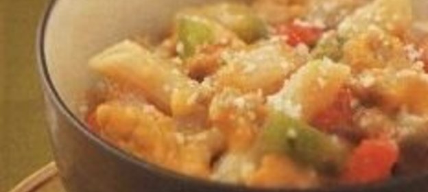 Макароны с мясом, перцем и помидорами