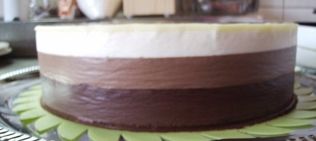 Три шоколада