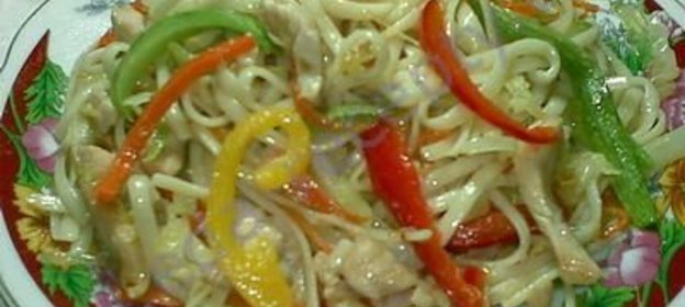 Лапша по-китайски с курицей