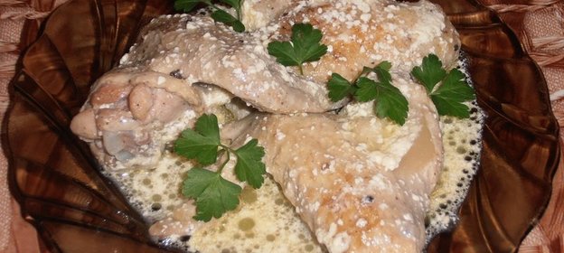 Тушеные куриные крылышки