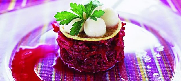 Салат из свеклы и яблок с апельсиновым соком