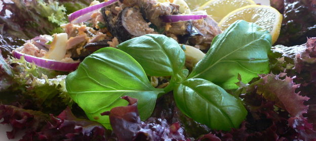 Салат с Тунцом