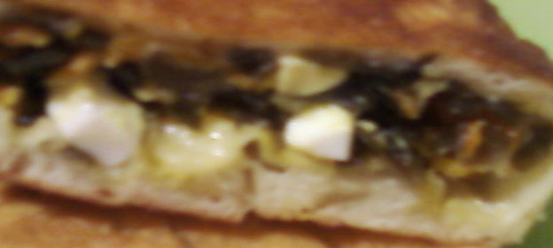 Жареные пирожки с морской капустой