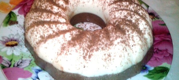 Творожный десерт с бананом