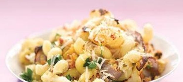 Паста с цветной капустой и петрушкой