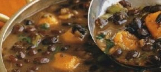 Салат из бананов и яблок