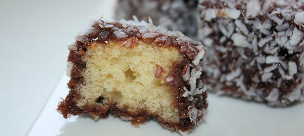 Ламингтон (печенье в глазури)