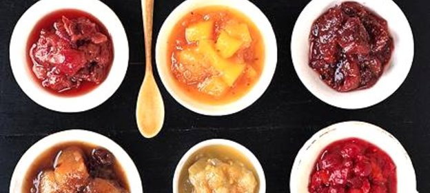 Чатни с инжиром и черным перцем