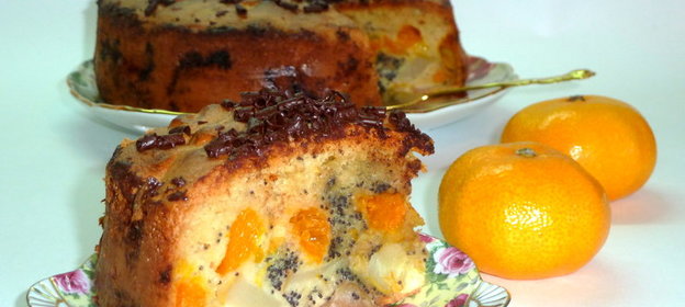 Фруктово-маковый пирог Экспромт (или куда пристроить уже несезонные фрукты)