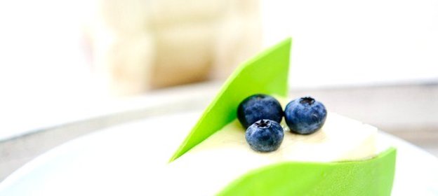 Десерт черносмородиновый с голубикой