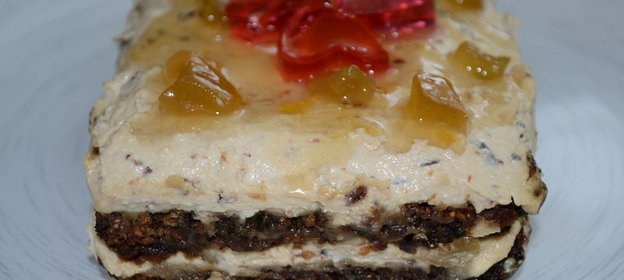 Десерт из хлопьев с джемом и творогом