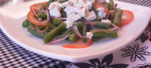 Салат с зеленой фасолью и Фетой