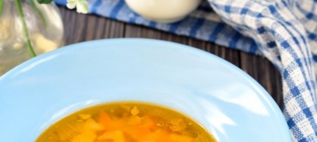 Суп с гречкой и сельдереем на мясном бульоне