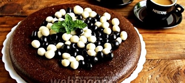 Шоколадный бисквит на кипятке