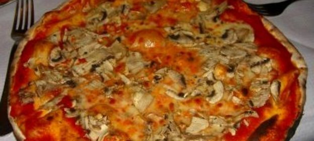 Пицца с грибами