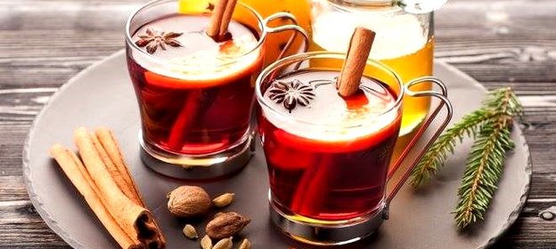 Сбитень с мятой, зверобоем и черным перцем