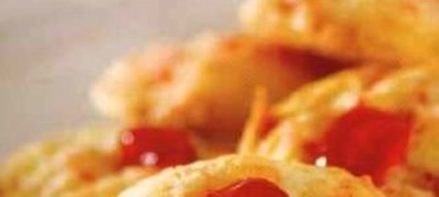 Кокосовое печенье с вишней