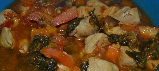 Тушеное куриное филе с овощами в мультиварке