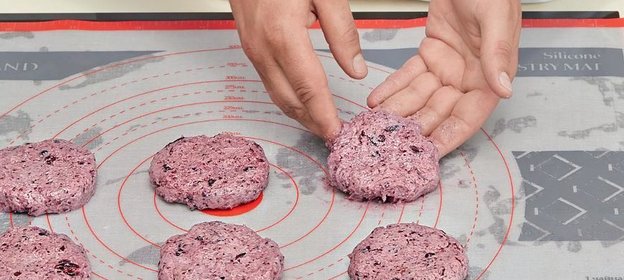 Печенье со смородиной