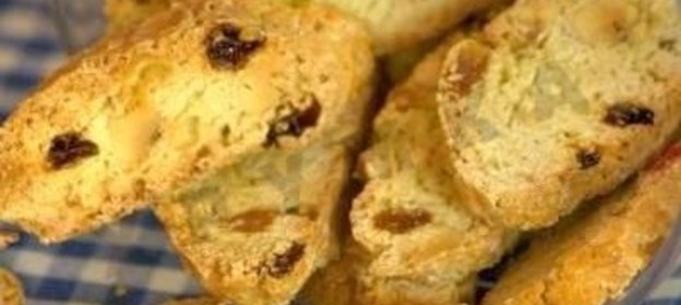 Бискотти печенье с миндалем и цукатами