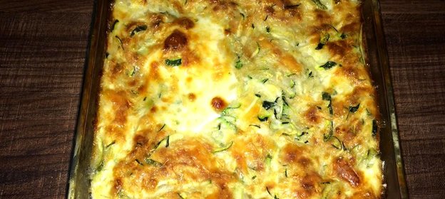 Кабачково-сырная запеканка с овсяной мукой