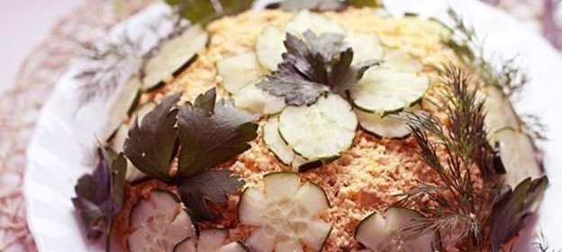 Салат из рыбы и фенхела