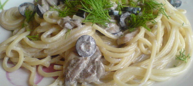 Спагетти ал денте с нежным грибным соусом