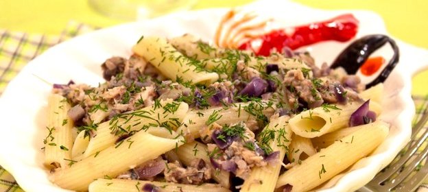 Макароны с тунцом