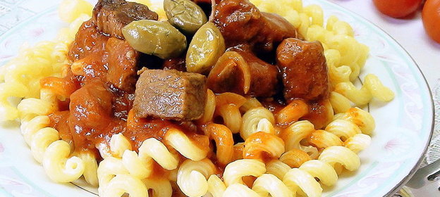 Подлива мясная, ностальгическая. Обед выходного дня