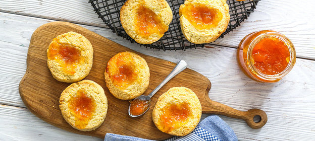 Песочное печенье с вареньем