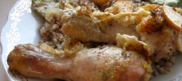 Куриное мясо, запечeнное в маринаде