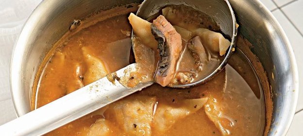 Балатонская уха с рыбными пельменями