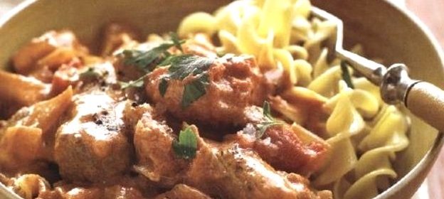 Макароны со свининой