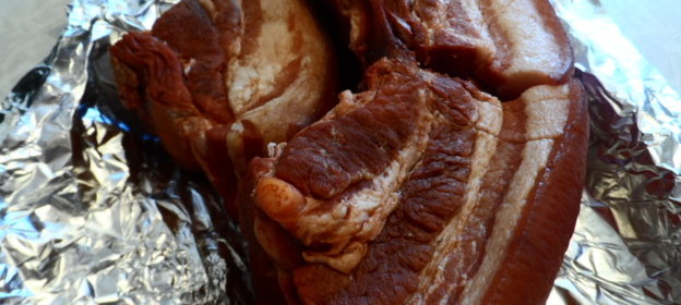Свинная грудинка в луковой шелухе(репетиция к празднику)