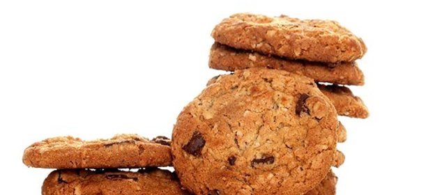 Овсяное печенье с шоколадом и вишней