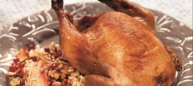 Курица с клюквой и беконом