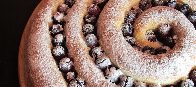 Сдобный пирог Виноградная улитка