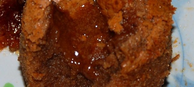 Шоколадный торт с жидким центром