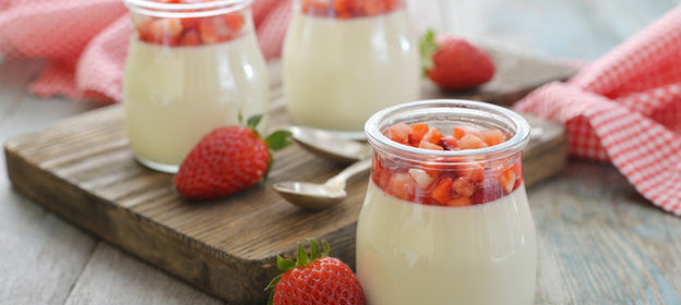 Панна-котта с клубникой